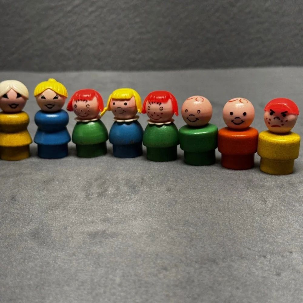 Vintage Fisher Price Little People Lot Of 12 Family Wooden Body Plastic Head